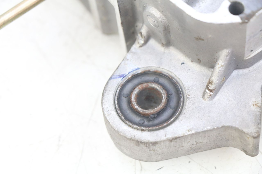 photo de KURBELGEHÄUSE RECHTS SYM ORBIT III 3 4T 50 (2021 - 2025) - Technische Nahaufnahme