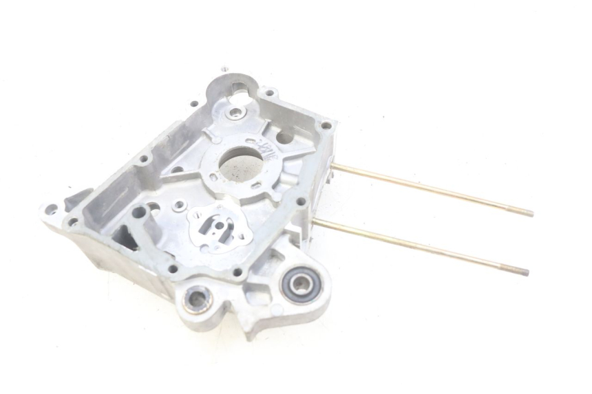 photo de KURBELGEHÄUSE RECHTS SYM ORBIT III 3 4T 50 (2021 - 2025) - Details der Befestigungspunkte