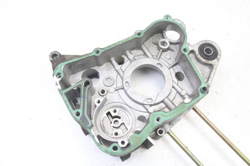 photo de KURBELGEHÄUSE RECHTS PEUGEOT VIVACITY 125 (2010 - 2017) - Zoom auf Gebrauchszustand