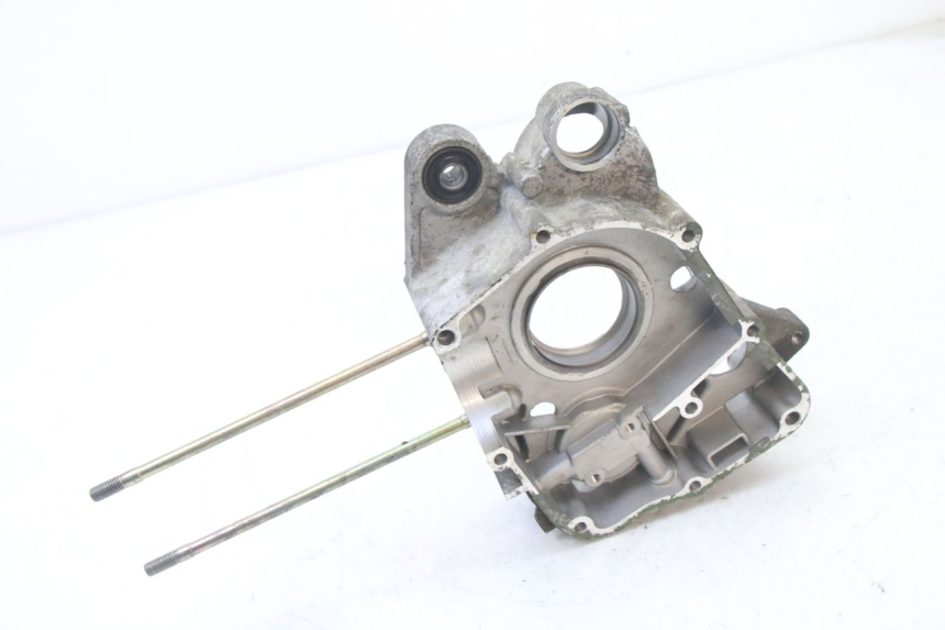 photo de KURBELGEHÄUSE RECHTS PEUGEOT VIVACITY 125 (2010 - 2017) - Details der Befestigungspunkte