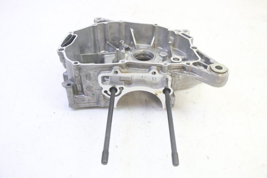 photo de KURBELGEHÄUSE RECHTS YAMAHA TRICITY 300 (2020 - 2024) - Zoom auf Gebrauchszustand