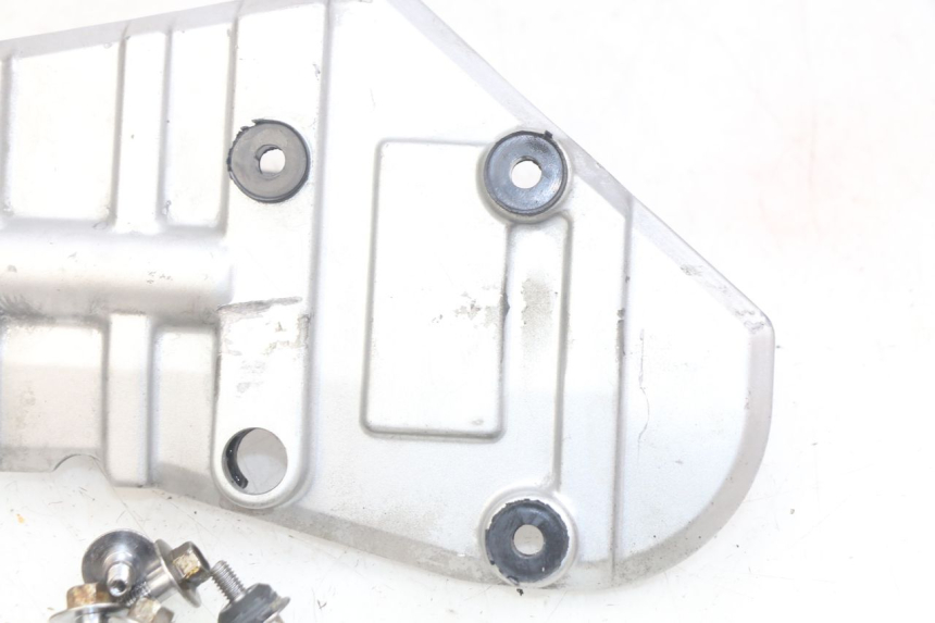 photo de RECHTER MOTORDECKEL KAWASAKI ZX-6R ZX6R 600 (1995 - 1997) - Technische Nahaufnahme