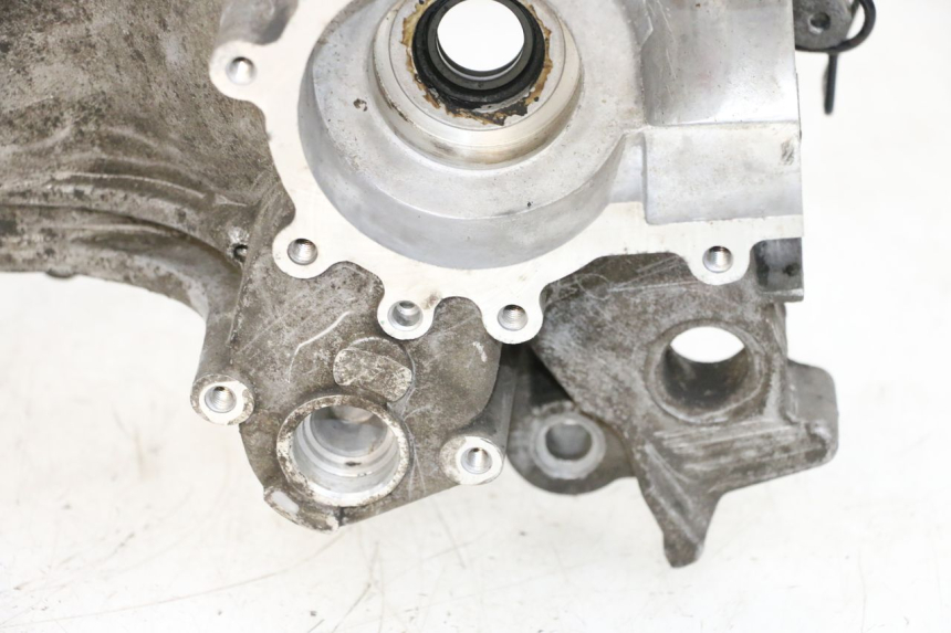 photo de KURBELGEHÄUSE LINKS PEUGEOT KISBEE 2T 50 (2010 - 2017) - Oberflächenzustand und Material