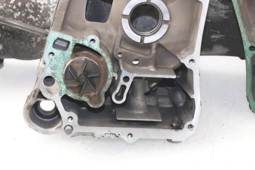 photo de KURBELGEHÄUSE LINKS APRILIA SCARABEO GT 125 (1999 - 2007) - Charakteristische Merkmale