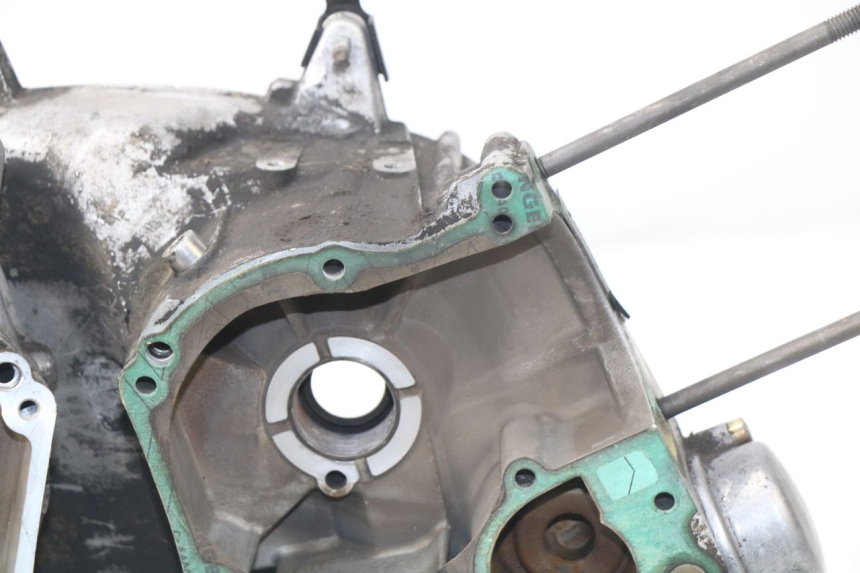 photo de KURBELGEHÄUSE LINKS APRILIA SCARABEO GT 125 (1999 - 2007) - Kennzeichnungen und Originalreferenzen