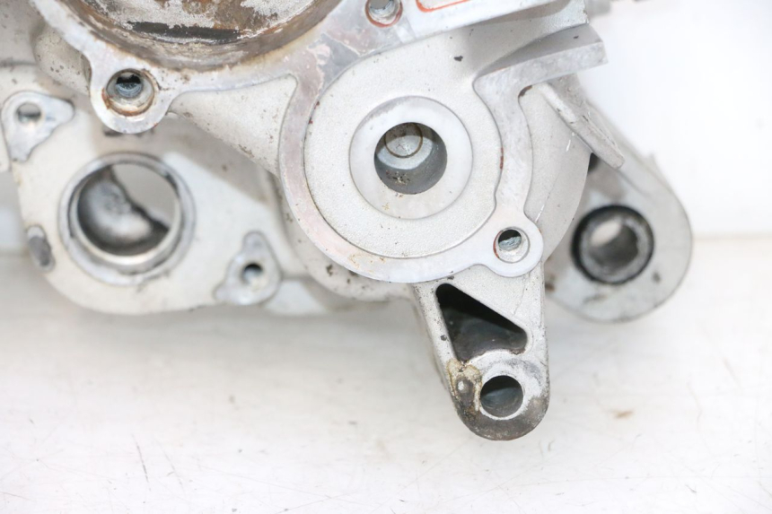 photo de KURBELGEHÄUSE LINKS APRILIA SR 2T 50 (2012 - 2017) - Oberflächenzustand und Material