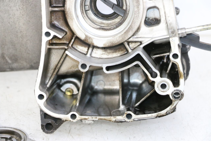 photo de KURBELGEHÄUSE LINKS YAMAHA X-CITY XCITY 125 (2007 - 2013) - Zoom auf Komponenten