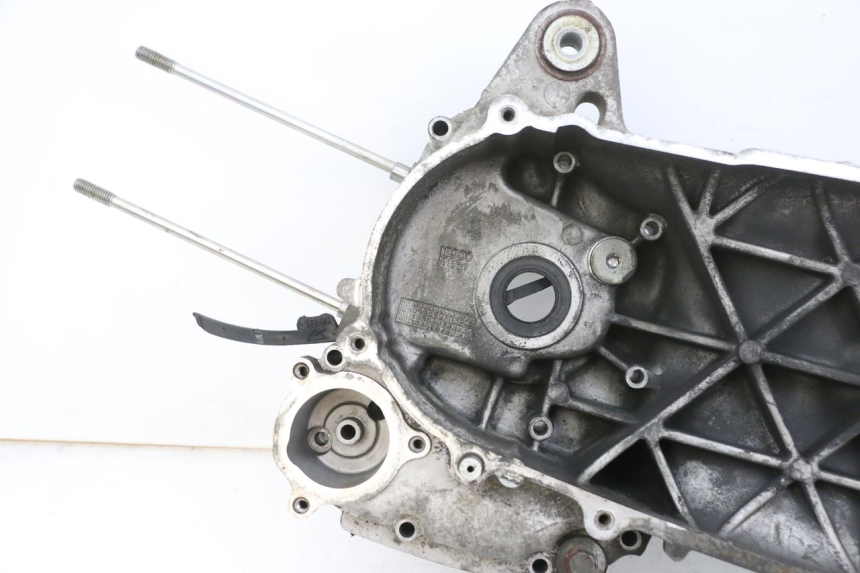 photo de KURBELGEHÄUSE LINKS YAMAHA X-MAX XMAX 125 (2010 - 2013) - Charakteristische Merkmale