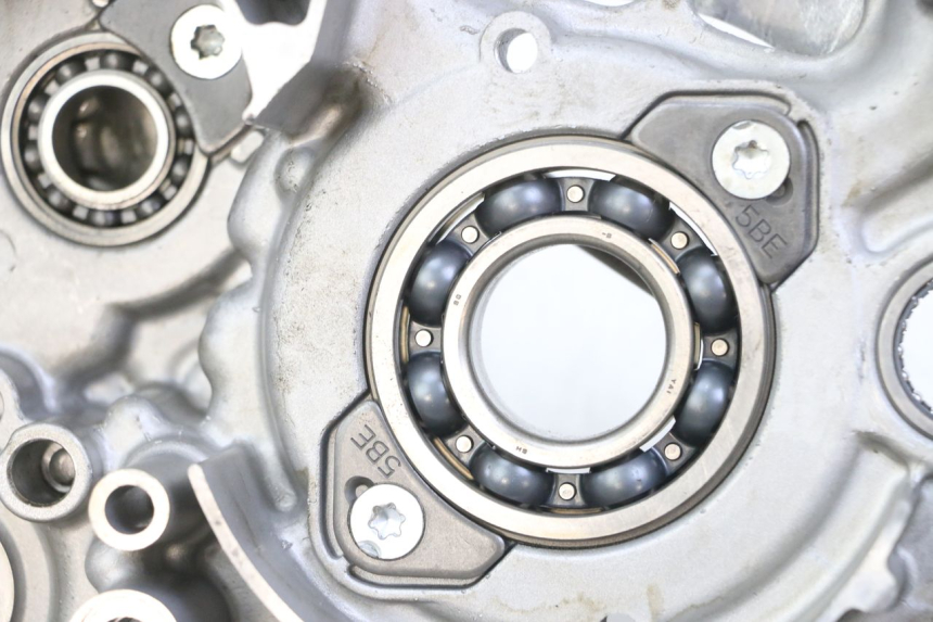 photo de KURBELGEHÄUSE LINKS YAMAHA YZ-F YZF 250 (2007 - 2013) - Detaillierte Sichtprüfung