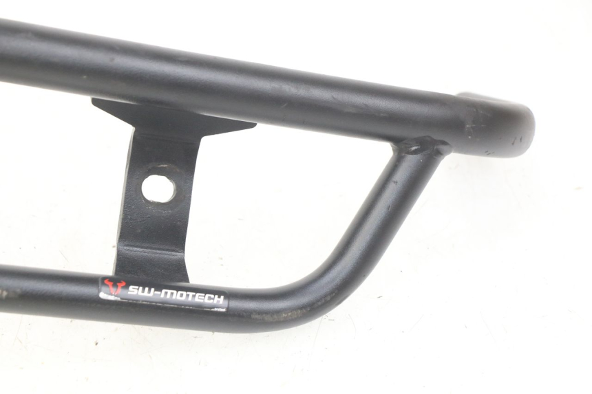 photo de ZYLINDERKOPFHAUBE HONDA CB R 1000 (2018 - 2023) - Zoom auf Komponenten