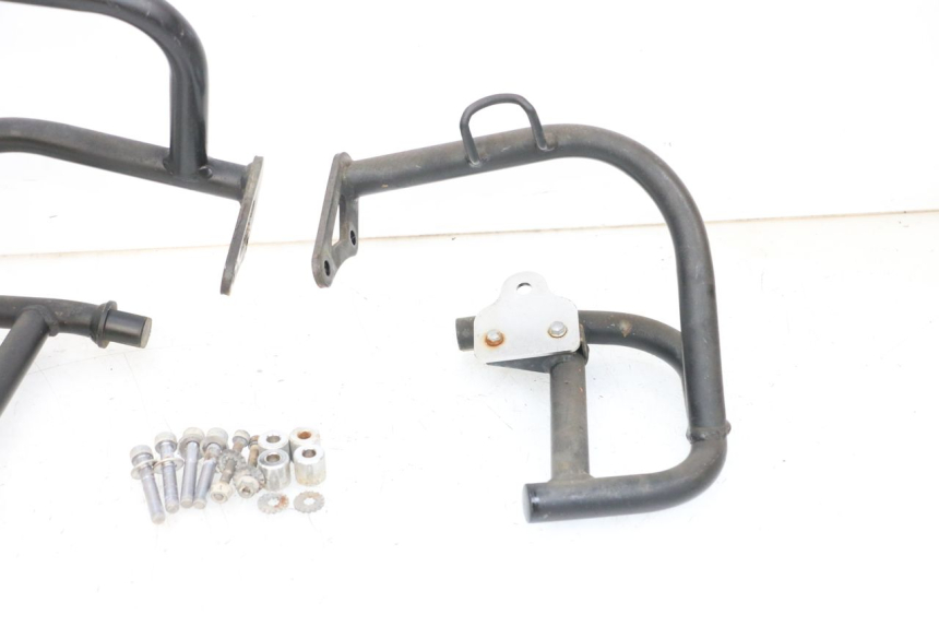 photo de ZYLINDERKOPFHAUBE YAMAHA FJR ABS 1300 (2006 - 2012) - Charakteristische Merkmale