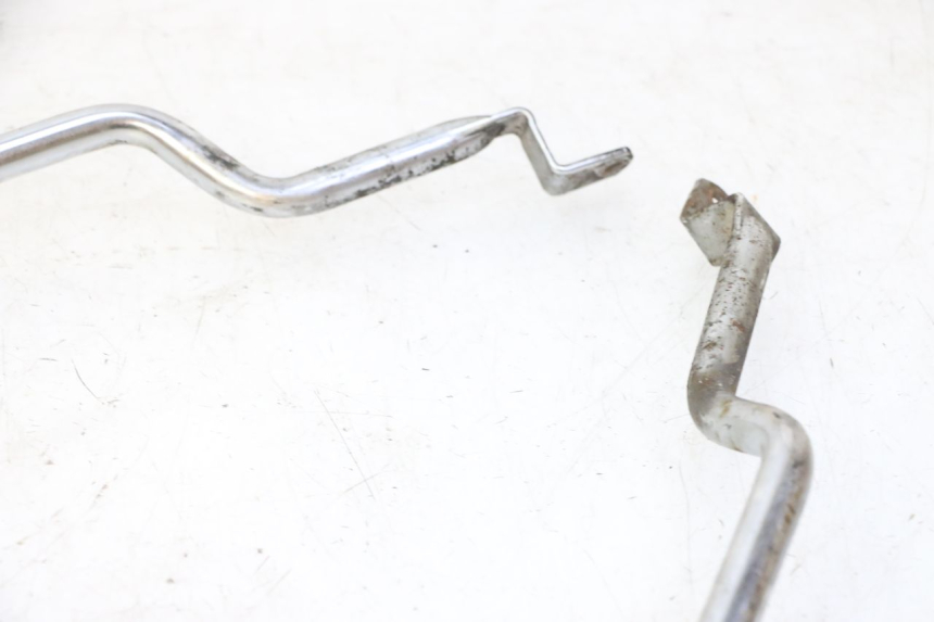 photo de MOTORSCHUTZBÜGEL PIAGGIO LIBERTY 125 (1998 - 2008) - Details der Befestigungspunkte