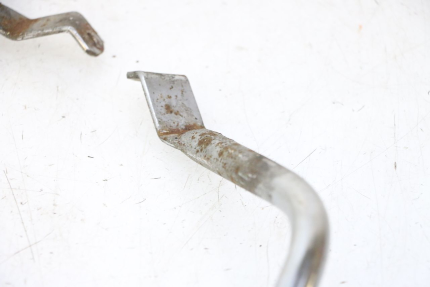 photo de MOTORSCHUTZBÜGEL PIAGGIO LIBERTY 125 (1998 - 2008) - Kennzeichnungen und Originalreferenzen