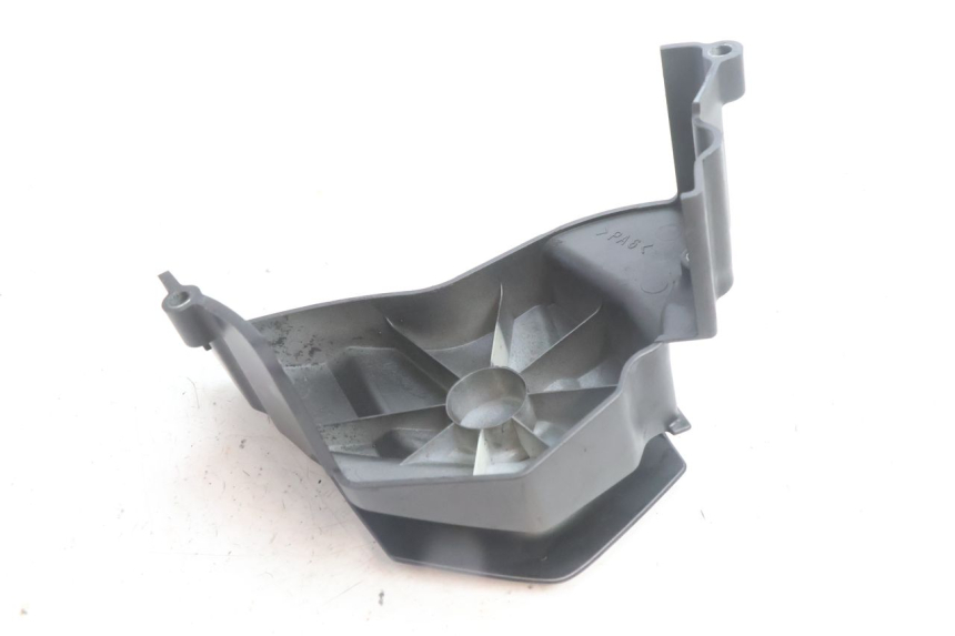 photo de RITZELABDECKUNG YAMAHA FZ8 800 (2010 - 2016) - Details der Befestigungspunkte