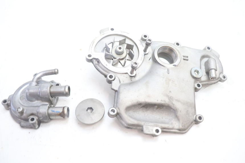 photo de WASSERPUMPENDECKEL  BMW C SPORT 650 (2015 - 2021) - Hauptansicht