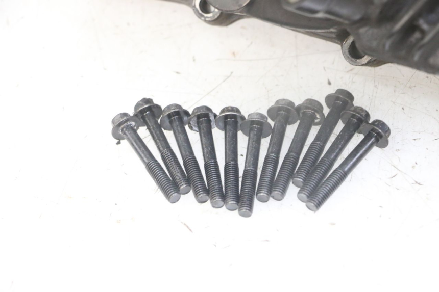 photo de WASSERPUMPENDECKEL  HONDA FORZA ABS 300 (2013 - 2017) - Kennzeichnungen und Originalreferenzen