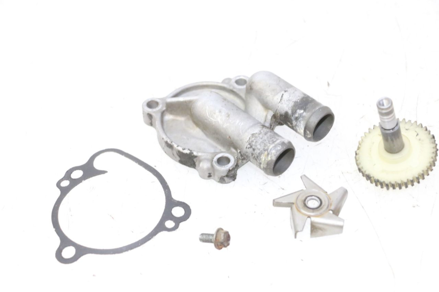 photo de WASSERPUMPENDECKEL  KAWASAKI KX 85 (2014 - 2021) - Zoom auf Gebrauchszustand