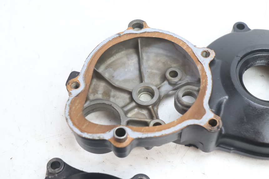 photo de ANLASSERFREILAUF DECKEL SUZUKI GSR 600 (2005 - 2012) - Details der Befestigungspunkte