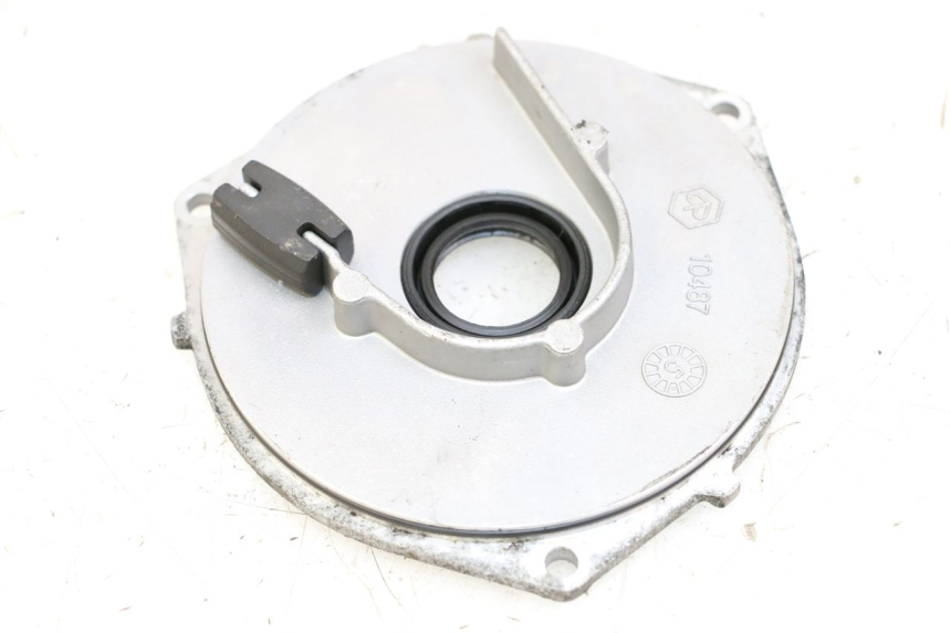 photo de LICHTMASCHINENDECKEL APRILIA SCARABEO 100 (2003 - 2012) - Detailansicht des Bauteils