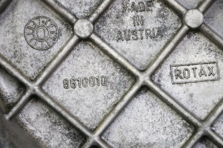 photo de VARIOMATIKGEHäUSE BMW C1 125 (2000 - 2003) - Alternative Perspektive