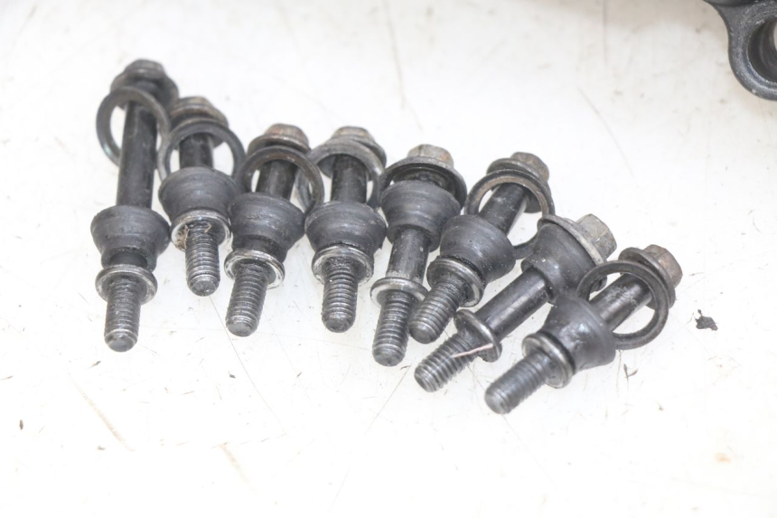 photo de VARIOMATIKGEHäUSE SYM GTS EFI 125 (2012 - 2016) - Details der Befestigungspunkte