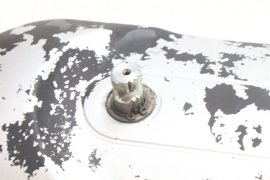 photo de VARIOMATIKDECKEL PIAGGIO NEW TYPHOON 50 (2018 - 2021) - Zoom auf Gebrauchszustand
