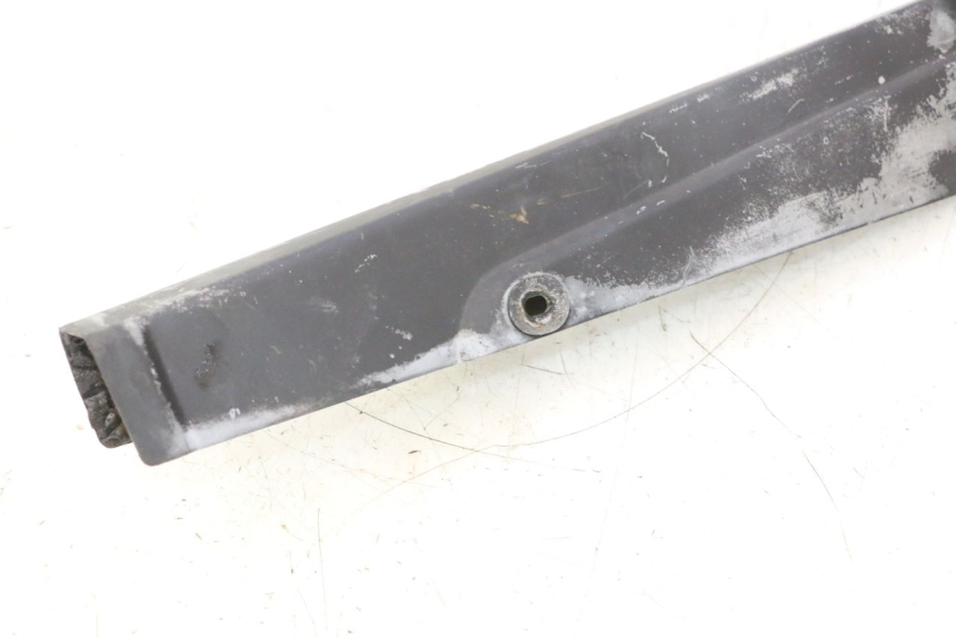 photo de KETTENSCHUTZ HONDA CB TWO FIFTY 250 (1991 - 2002) - Technische Nahaufnahme