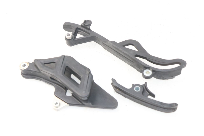 photo de KETTENSCHUTZ HUSQVARNA FC 350 (2019 - 2022) - Details der Befestigungspunkte