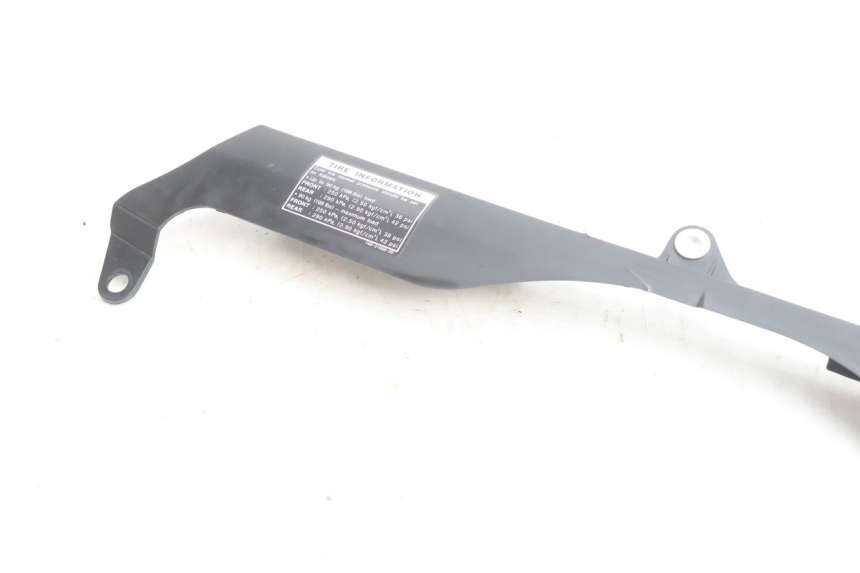 photo de KETTENSCHUTZ YAMAHA FZ8 800 (2010 - 2016) - Detailansicht des Bauteils