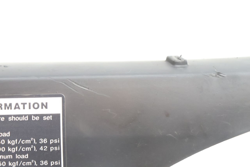 photo de KETTENSCHUTZ YAMAHA FZ8 800 (2010 - 2016) - Zoom auf Gebrauchszustand