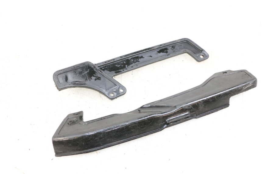 photo de KETTENSCHUTZ YAMAHA PW 80 (1983 - 2014) - Details der Befestigungspunkte