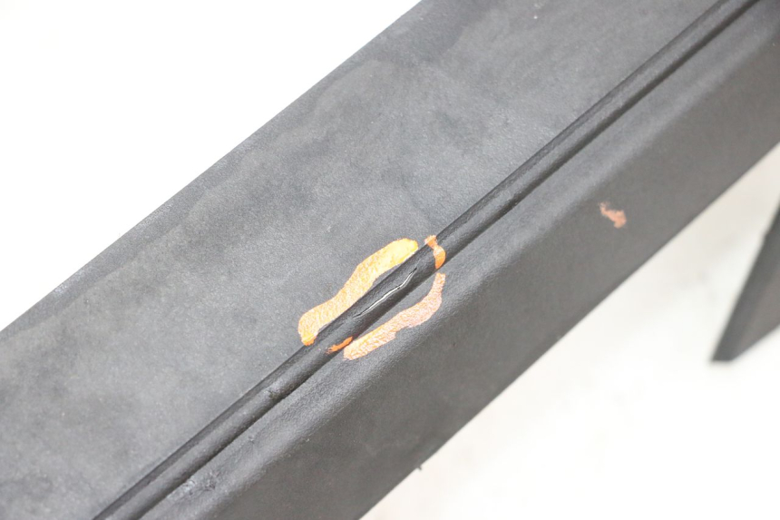 photo de KETTENSCHUTZ MAG POWER R-STREET 50 (2016 - 2025) - Oberflächenzustand und Material