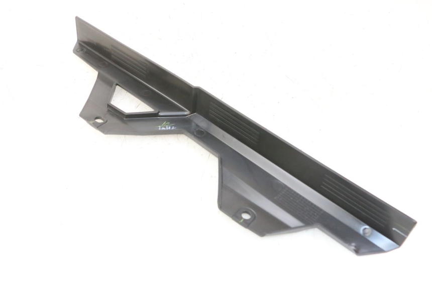 photo de KETTENSCHUTZ ROYAL ENFIELD SCRAM 411 (2022 - 2024) - Technische Nahaufnahme