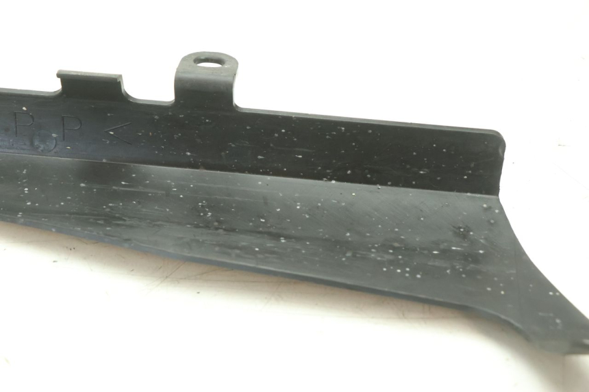 photo de KETTENSCHUTZ YAMAHA YZF R6 600 (2008 - 2009) - Details der Befestigungspunkte