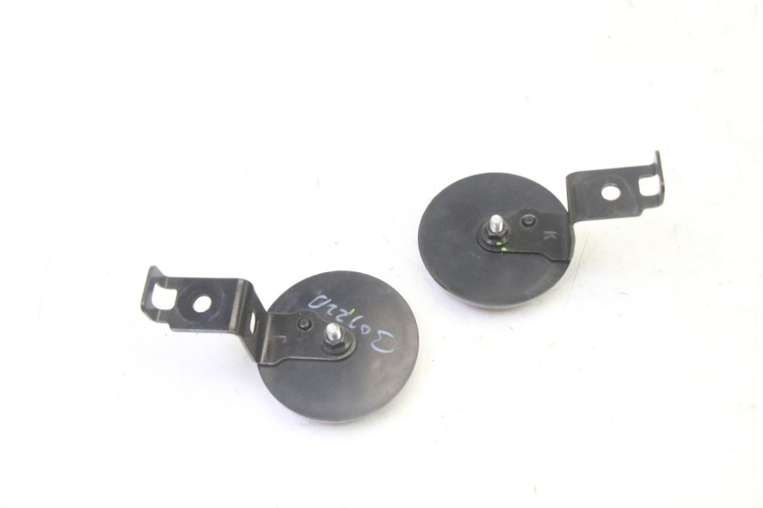 photo de RÜCKSTRAHLER YAMAHA XMAX X-MAX 125 (2021 - 2025) - Alternative Perspektive