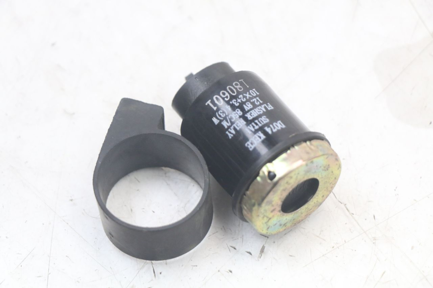 photo de BLINKERRELAIS KYMCO AGILITY 4T 50 (2018 - 2022) - Detailansicht des Bauteils