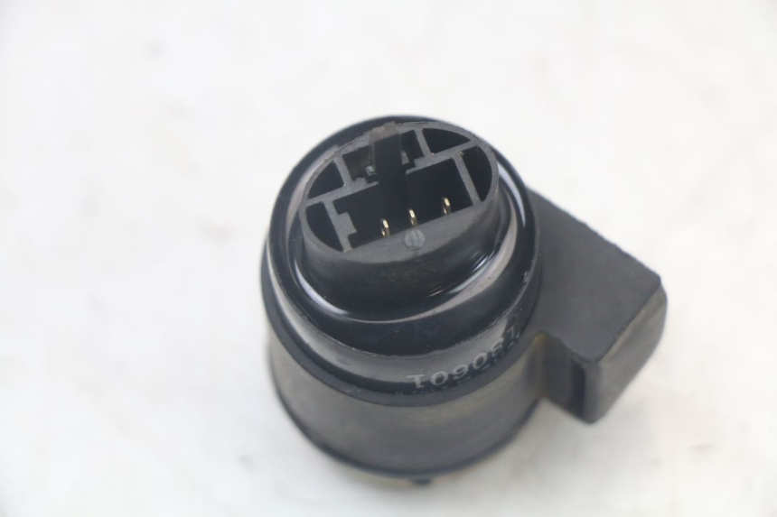 photo de BLINKERRELAIS KYMCO AGILITY 4T 50 (2018 - 2022) - Technische Nahaufnahme