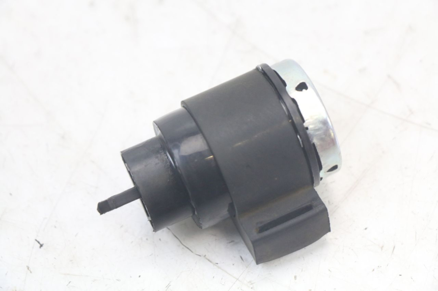 photo de BLINKERRELAIS KYMCO AGILITY 4T 50 (2018 - 2022) - Zoom auf Gebrauchszustand