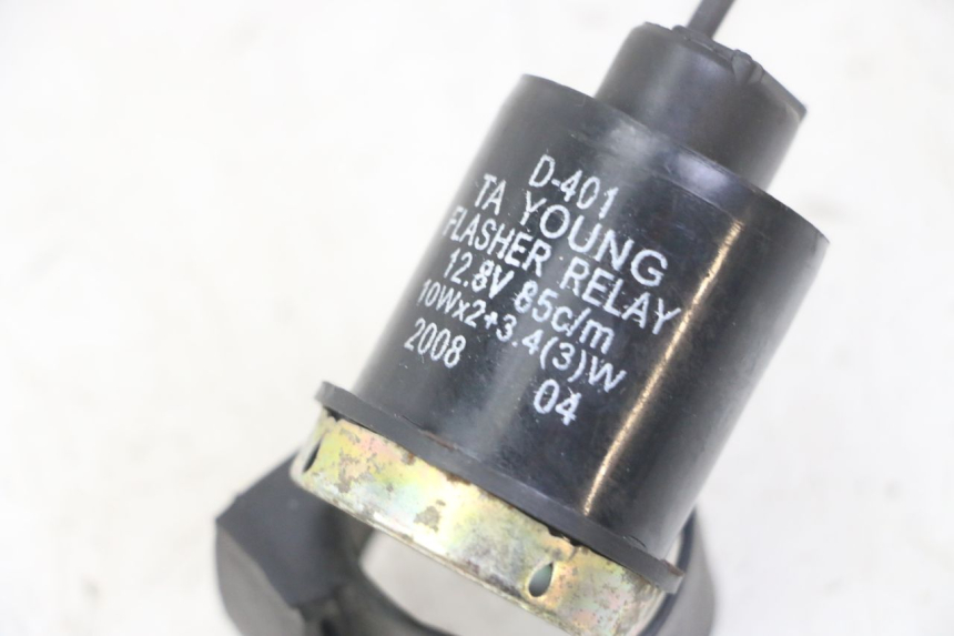 photo de BLINKERRELAIS KYMCO AGILITY 4T 50 (2005 - 2018) - Alternative Perspektive