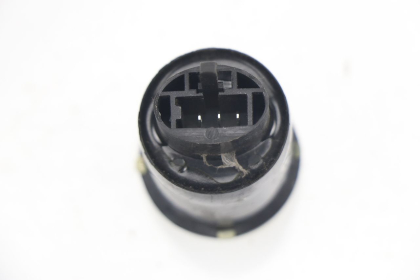 photo de BLINKER RELAIS KYMCO AGILITY CITY 50 (2008 - 2016) - Zoom auf Gebrauchszustand