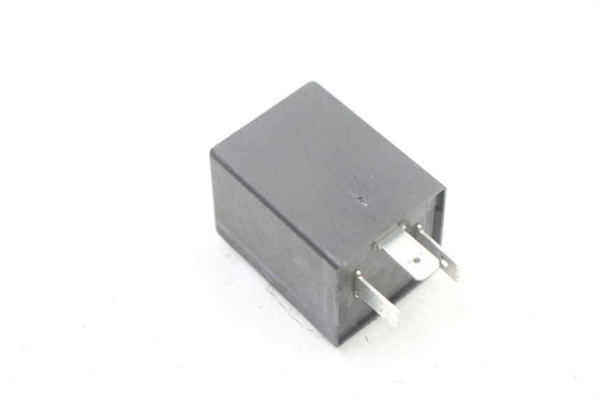 photo de BLINKERRELAIS BMW C1 125 (2000 - 2003) - Alternative Perspektive