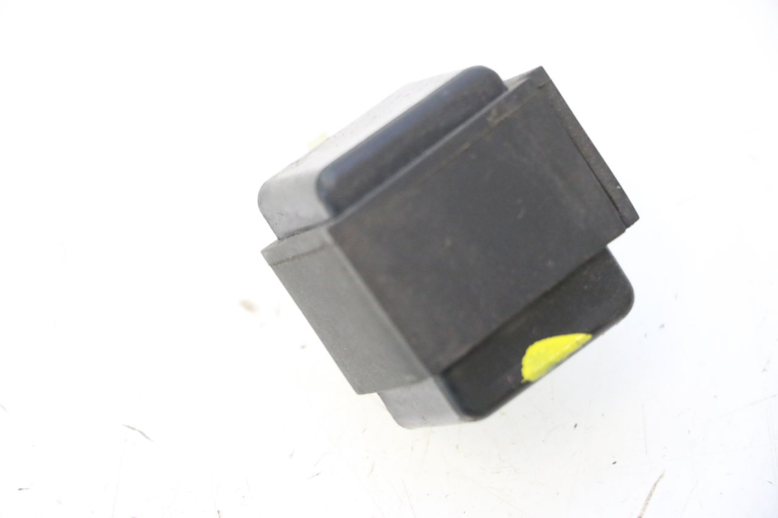 photo de BLINKERRELAIS SUZUKI BURGMAN 125 (2007 - 2014) - Detailansicht des Bauteils