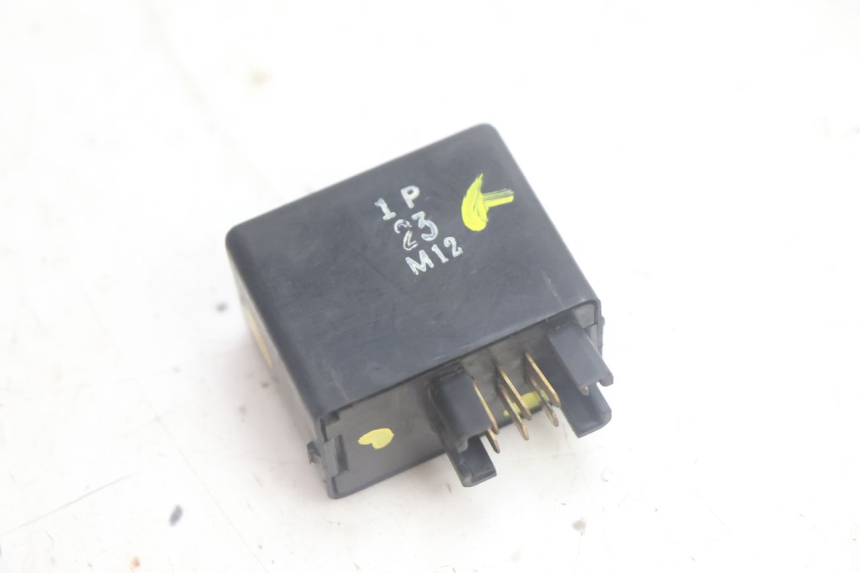 photo de BLINKER RELAIS SUZUKI BURGMAN EXECUTIVE ABS 650 (2006 - 2012) - Detailansicht des Bauteils