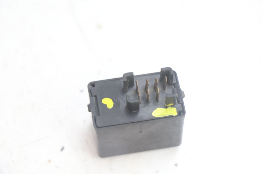 photo de BLINKER RELAIS SUZUKI BURGMAN EXECUTIVE ABS 650 (2006 - 2012) - Zoom auf Gebrauchszustand