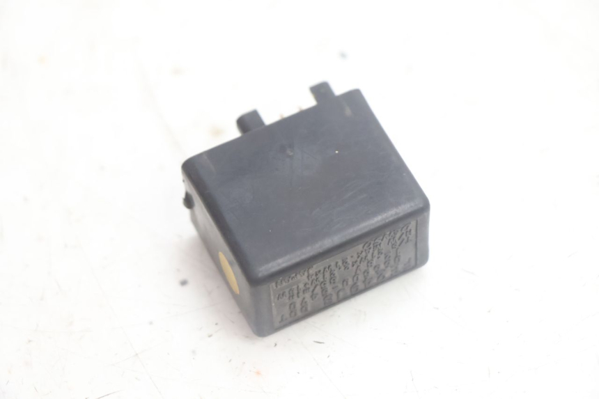 photo de BLINKER RELAIS SUZUKI BURGMAN EXECUTIVE ABS 650 (2006 - 2012) - Alternative Perspektive