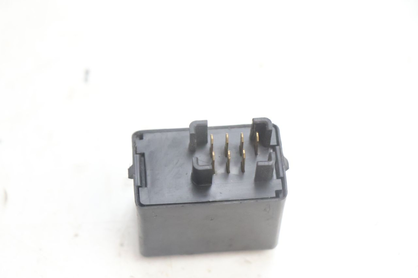 photo de BLINKER RELAIS SUZUKI BURGMAN EXECUTIVE ABS 650 (2006 - 2012) - Zoom auf Gebrauchszustand