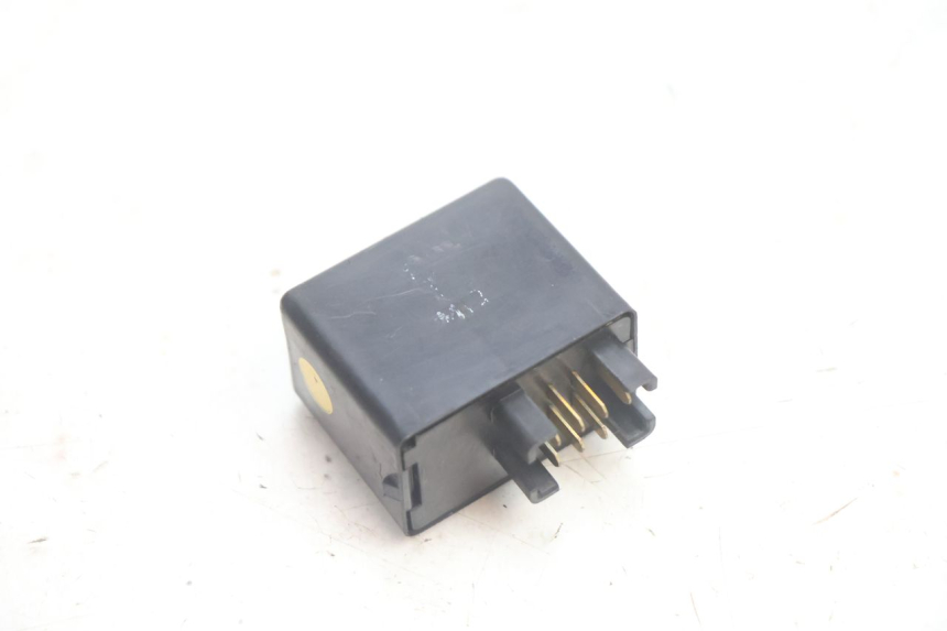 photo de BLINKER RELAIS SUZUKI BURGMAN EXECUTIVE ABS 650 (2006 - 2012) - Alternative Perspektive