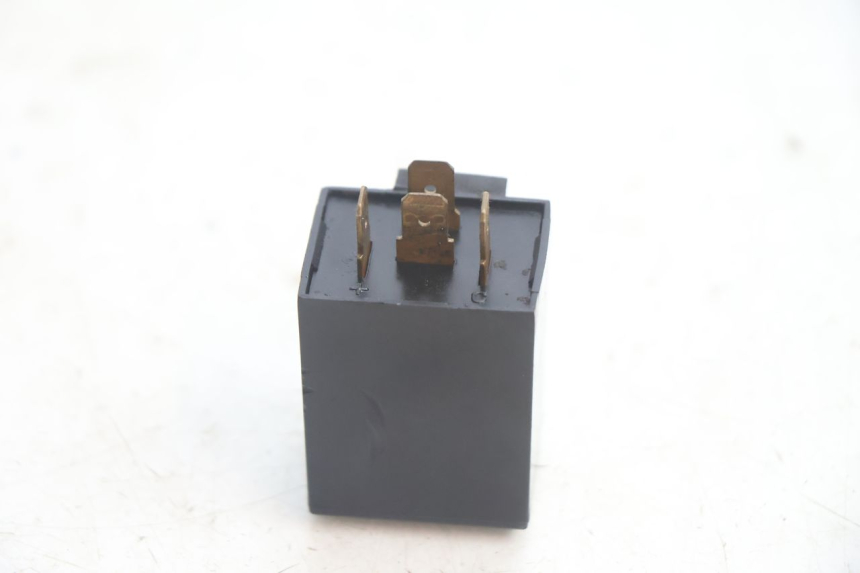 photo de BLINKER RELAIS PEUGEOT BUXY 50 (1993 - 1998) - Zoom auf Gebrauchszustand
