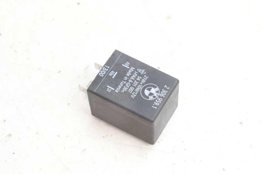 photo de BLINKERRELAIS BMW C1 125 (2000 - 2003) - Detailansicht des Bauteils
