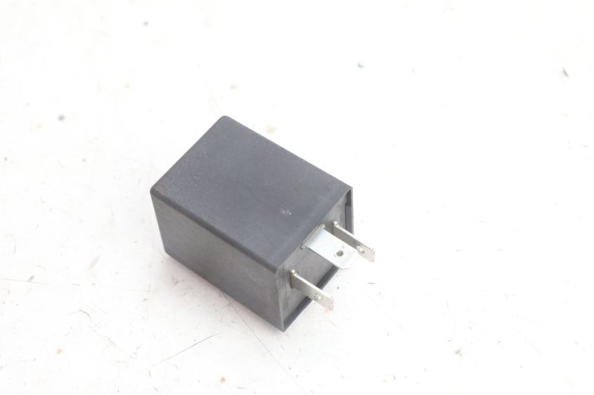 photo de BLINKERRELAIS BMW C1 125 (2000 - 2003) - Zoom auf Gebrauchszustand